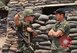 Image Équipe de contrôle de combat Vietnam, 1969, de la seconde 35 séquences d'archives historiques vidéo 65675068972