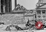 Image wrecked Konzerthaus Berlin Allemagne, 1945, de la seconde 57 séquences d'archives historiques vidéo 65675069000