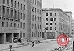Immagine di Danneggiato tedesco Ministero dell'aria edificio Berlino Germania, 1945, secondo 12 filmato di repertorio 65675069002