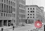 Immagine di Danneggiato tedesco Ministero dell'aria edificio Berlino Germania, 1945, secondo 15 filmato di repertorio 65675069002