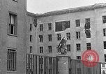 Immagine di Danneggiato tedesco Ministero dell'aria edificio Berlino Germania, 1945, secondo 30 filmato di repertorio 65675069002