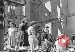 Immagine di Edifici bombardati Berlino Germania, 1945, secondo 57 filmato di repertorio 65675069004