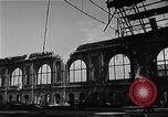 Immagine di Bombardato station Berlino Germania, 1945, secondo 13 filmato di repertorio 65675069007