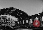 Immagine di Bombardato station Berlino Germania, 1945, secondo 19 filmato di repertorio 65675069007