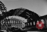 Immagine di Bombardato station Berlino Germania, 1945, secondo 21 filmato di repertorio 65675069007