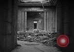 Immagine di Edificio bombardato Berlino Germania, 1945, secondo 18 filmato di repertorio 65675069008