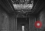Immagine di Edificio bombardato Berlino Germania, 1945, secondo 20 filmato di repertorio 65675069008