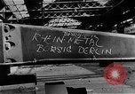 Immagine di Bombardato Reihn Impianto di metallo Berlino Germania, 1945, secondo 3 filmato di repertorio 65675069010