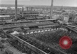 Immagine di Bombardato Reihn Impianto di metallo Berlino Germania, 1945, secondo 29 filmato di repertorio 65675069010