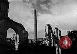 Immagine di Bombardato Reihn Impianto di metallo Berlino Germania, 1945, secondo 54 filmato di repertorio 65675069010
