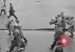 Immagine di R101 vittime Beauvais Francia, 1930, secondo 57 filmato di repertorio 65675069011
