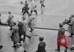 Immagine di R101 vittime Beauvais Francia, 1930, secondo 59 filmato di repertorio 65675069011