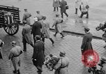 Immagine di R101 vittime Beauvais Francia, 1930, secondo 62 filmato di repertorio 65675069011