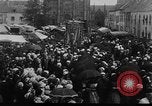 Immagine di V centenario della Salaun de Foll Lesneven Francia, 1930, secondo 16 filmato di repertorio 65675069016