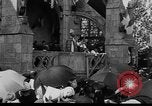 Immagine di V centenario della Salaun de Foll Lesneven Francia, 1930, secondo 47 filmato di repertorio 65675069016