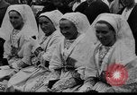 Immagine di V centenario della Salaun de Foll Lesneven Francia, 1930, secondo 52 filmato di repertorio 65675069016