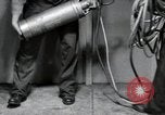 Immagine di Portatili apparecchiature di pompaggio United States USA, 1950, secondo 38 filmato di repertorio 65675069048