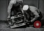 Immagine di La benzina a portata di mano billy United States USA, 1950, secondo 8 filmato di repertorio 65675069049