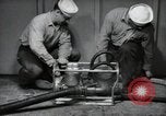 Immagine di La benzina a portata di mano billy United States USA, 1950, secondo 53 filmato di repertorio 65675069049