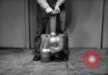 Immagine di Un polverizzatore United States USA, 1950, secondo 5 filmato di repertorio 65675069050