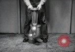 Immagine di Un polverizzatore United States USA, 1950, secondo 7 filmato di repertorio 65675069050