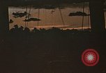 Standbild Vereinigten Staaten Marines amphibischen Angriff auf Betio Tarawa Gilbert Inseln, 1943, aus Sekunde 1 historischem Filmmaterial Videoclip 65675069059