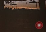 Standbild Vereinigten Staaten Marines amphibischen Angriff auf Betio Tarawa Gilbert Inseln, 1943, aus Sekunde 5 historischem Filmmaterial Videoclip 65675069059