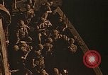 Standbild Vereinigten Staaten Marines amphibischen Angriff auf Betio Tarawa Gilbert Inseln, 1943, aus Sekunde 14 historischem Filmmaterial Videoclip 65675069059