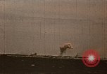 Standbild Vereinigten Staaten Marines amphibischen Angriff auf Betio Tarawa Gilbert Inseln, 1943, aus Sekunde 26 historischem Filmmaterial Videoclip 65675069059