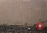 Standbild Vereinigten Staaten Marines amphibischen Angriff auf Betio Tarawa Gilbert Inseln, 1943, aus Sekunde 35 historischem Filmmaterial Videoclip 65675069059
