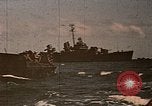 Standbild Vereinigten Staaten Marines amphibischen Angriff auf Betio Tarawa Gilbert Inseln, 1943, aus Sekunde 43 historischem Filmmaterial Videoclip 65675069059