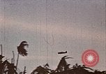 Standbild Vereinigten Staaten Marines amphibischen Angriff auf Betio Tarawa Gilbert Inseln, 1943, aus Sekunde 48 historischem Filmmaterial Videoclip 65675069059