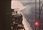 Standbild Vereinigten Staaten Marines amphibischen Angriff auf Betio Tarawa Gilbert Inseln, 1943, aus Sekunde 60 historischem Filmmaterial Videoclip 65675069059