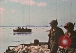 Image des Marines des États-Unis opérations de nettoyage Tarawa Îles Gilbert, 1943, de la seconde 36 séquences d'archives historiques vidéo 65675069062