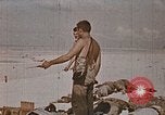 Image des Marines des États-Unis opérations de nettoyage Tarawa Îles Gilbert, 1943, de la seconde 54 séquences d'archives historiques vidéo 65675069062