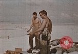 Image des Marines des États-Unis opérations de nettoyage Tarawa Îles Gilbert, 1943, de la seconde 55 séquences d'archives historiques vidéo 65675069062