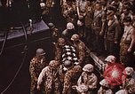 Image tombé États-Unis Marines sur Betio Tarawa Tarawa Îles Gilbert, 1943, de la seconde 26 séquences d'archives historiques vidéo 65675069063
