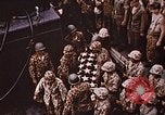 Image tombé États-Unis Marines sur Betio Tarawa Tarawa Îles Gilbert, 1943, de la seconde 28 séquences d'archives historiques vidéo 65675069063