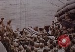Image tombé États-Unis Marines sur Betio Tarawa Tarawa Îles Gilbert, 1943, de la seconde 33 séquences d'archives historiques vidéo 65675069063