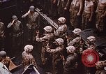 Image tombé États-Unis Marines sur Betio Tarawa Tarawa Îles Gilbert, 1943, de la seconde 44 séquences d'archives historiques vidéo 65675069063