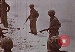 Immagine di Giapponese di prigionieri di guerra Tarawa Isole Gilbert, 1943, secondo 9 filmato di repertorio 65675069064