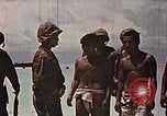 Immagine di Giapponese di prigionieri di guerra Tarawa Isole Gilbert, 1943, secondo 15 filmato di repertorio 65675069064