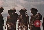 Immagine di Giapponese di prigionieri di guerra Tarawa Isole Gilbert, 1943, secondo 19 filmato di repertorio 65675069064