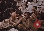 Immagine di Giapponese di prigionieri di guerra Tarawa Isole Gilbert, 1943, secondo 45 filmato di repertorio 65675069064