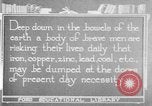 Image les premiers soins la sécurité dans les mines United States USA, 1921, de la seconde 24 séquences d'archives historiques vidéo 65675069081