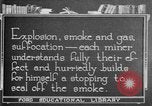 Image procédures de sauvetage minier United States USA, 1921, de la seconde 15 séquences d'archives historiques vidéo 65675069083