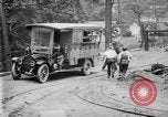 Image procédures de sauvetage minier United States USA, 1921, de la seconde 60 séquences d'archives historiques vidéo 65675069083