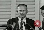 Immagine di William Fulbright United States USA, 1963, secondo 23 filmato di repertorio 65675069093