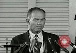 Immagine di William Fulbright United States USA, 1963, secondo 31 filmato di repertorio 65675069093