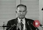 Immagine di William Fulbright United States USA, 1963, secondo 40 filmato di repertorio 65675069093